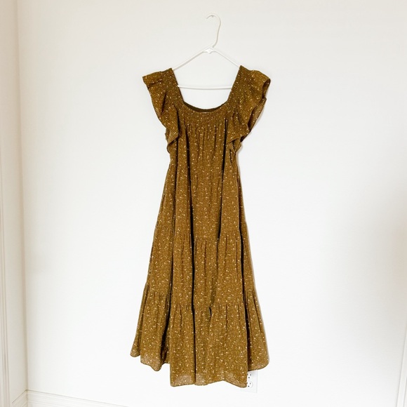 Madewell Ruffle-Sleeve Tiered Midi Dress - Picture 6 of 10